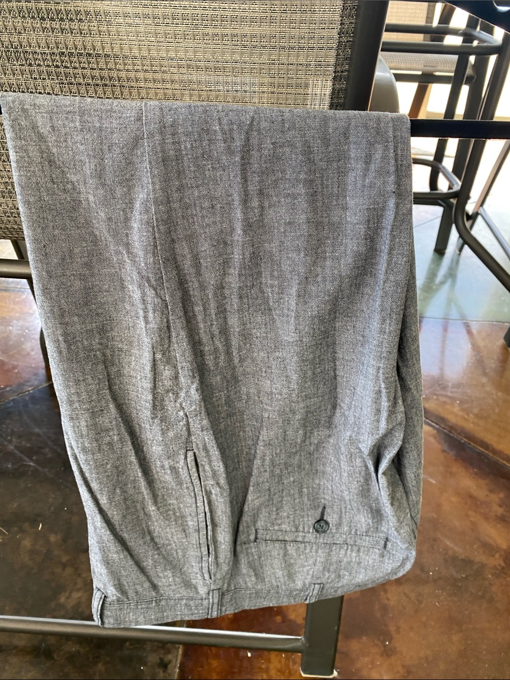 Roundtree & Yorke Men's Blue-Gray Dress Pants